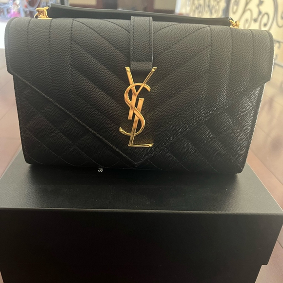 Brand New (authentic) YSL small envelope handbag - Picture 2 of 13